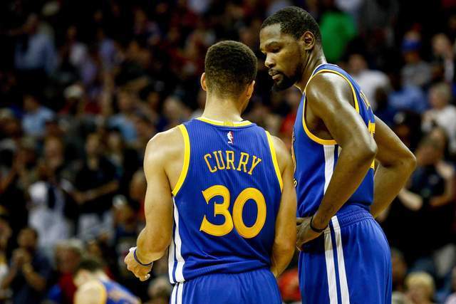 与足球传奇 与足球传奇