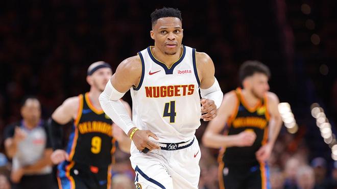 的赛季中表 的赛季中表